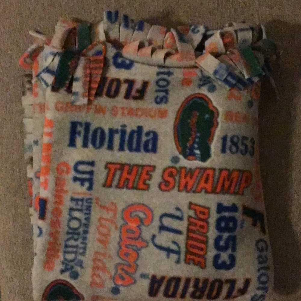 Florida gators fringed throw